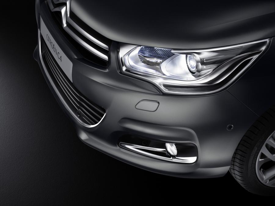  Citroen C4 2010 года  (фото 45 из 147)